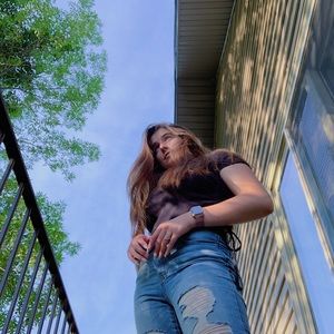 Meet your Posher, Janelle